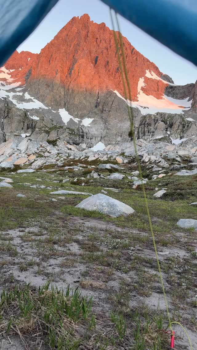 Final stretch of Steve Roper’s Sierra High Route southbound adventure with @the_hiccup_hikes . 🏔️ 

Below Banner Peak and Mount Ritter ➝ Iceberg Lake ➝ Minaret Lake ➝ Nancy Pass ➝ Red’s Meadow.

A fitting finish to one of the Sierra’s most iconic off-trail traverses. The final miles delivered everything—towering granite, turquoise lakes, rugged passes, and unforgettable views beneath the Minarets. 
 
Every step was a reminder of why this route has earned legendary status.
Grateful for the challenges, my body holding up, and the memories made along the way. Until August High Sierra to continue this route on the #easternsierrahighroute . ⛰️✨
#SierraHighRoute #SteveRoper #ESHR